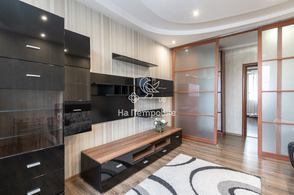 Продам трехкомнатную (3-комн.) квартиру, Белозерская ул, 9кА, Москва г