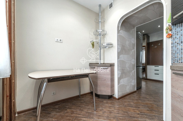 Продам трехкомнатную (3-комн.) квартиру, Белозерская ул, 9кА, Москва г