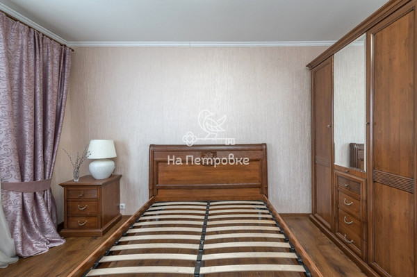 Продам трехкомнатную (3-комн.) квартиру, Белозерская ул, 9кА, Москва г
