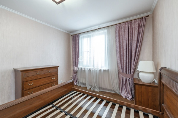 Продам трехкомнатную (3-комн.) квартиру, Белозерская ул, 9кА, Москва г