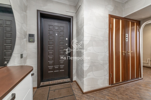 Продам трехкомнатную (3-комн.) квартиру, Белозерская ул, 9кА, Москва г