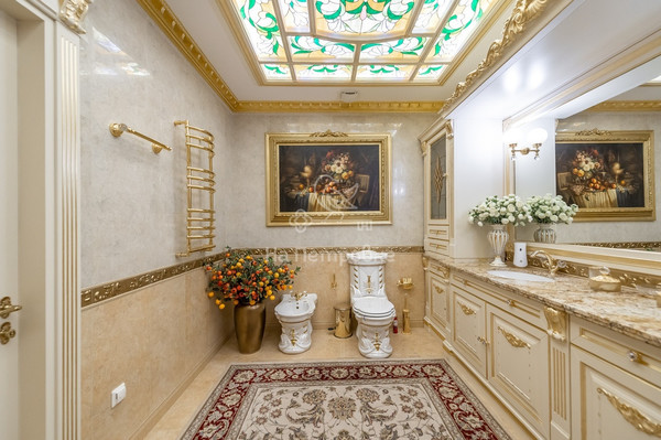 Продам многокомнатную квартиру, Ломоносовский пр-кт, 25к5к5, Москва г