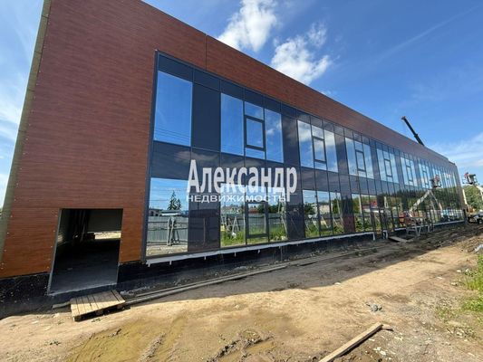 Сдам торговое помещение 1 500 м2, Кольцевая ул, 4, Янино-1 гп