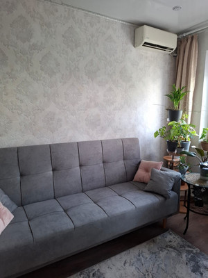 Продам двухкомнатную (2-комн.) квартиру, 3-я Целиноградская ул, 9, Краснодар г