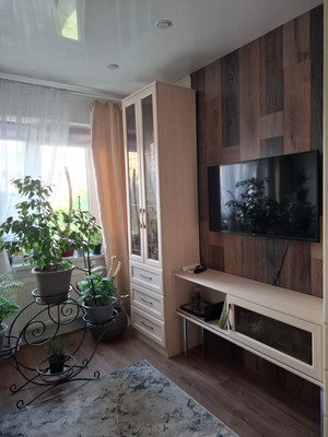 Продам двухкомнатную (2-комн.) квартиру, 3-я Целиноградская ул, 9, Краснодар г