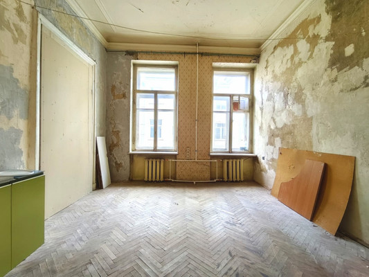 Продам комнату в 5-комн. квартире, Садовая ул, 44А, Санкт-Петербург г