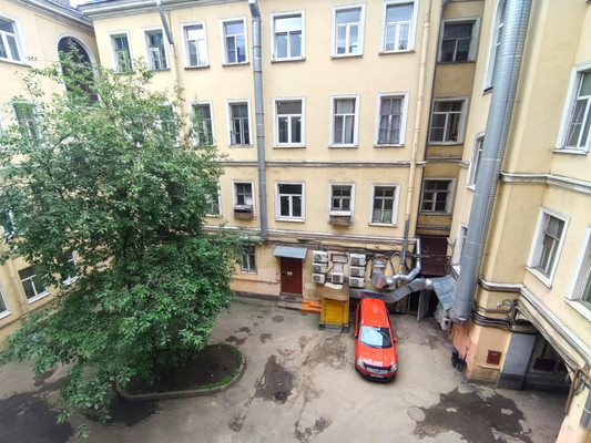 Продам комнату в 5-комн. квартире, Садовая ул, 44А, Санкт-Петербург г