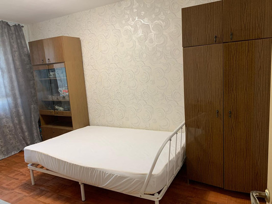 Сдам трехкомнатную (3-комн.) квартиру, Миклухо-Маклая ул, 38, Москва г