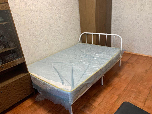 Сдам трехкомнатную (3-комн.) квартиру, Миклухо-Маклая ул, 38, Москва г