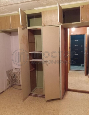 Продам однокомнатную (1-комн.) квартиру, Авиаторов ул, 11к1, Москва г