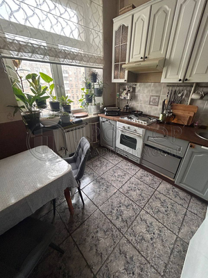 Продам трехкомнатную (3-комн.) квартиру, Сайкина ул, 21, Москва г