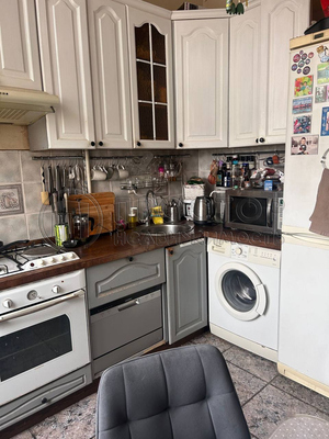 Продам трехкомнатную (3-комн.) квартиру, Сайкина ул, 21, Москва г