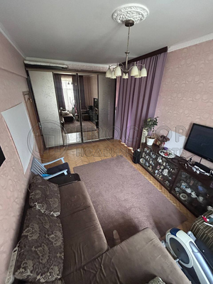 Продам трехкомнатную (3-комн.) квартиру, Сайкина ул, 21, Москва г