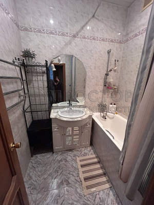 Продам трехкомнатную (3-комн.) квартиру, Сайкина ул, 21, Москва г