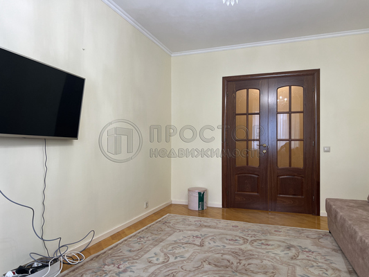 Продам трехкомнатную (3-комн.) квартиру, Братиславская ул, 14, Москва г
