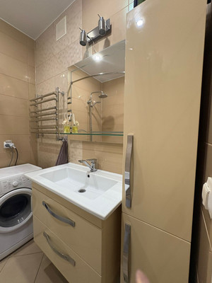 Продам двухкомнатную (2-комн.) квартиру, Зеленые аллеи б-р, 4, Видное г