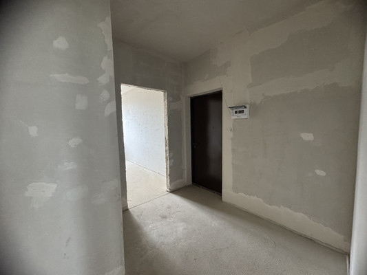 Продам трехкомнатную (3-комн.) квартиру, Крымской весны ул, 6к1, Мирное с