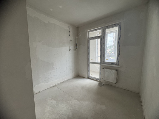 Продам трехкомнатную (3-комн.) квартиру, Крымской весны ул, 6к1, Мирное с