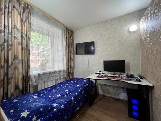 Продам трехкомнатную (3-комн.) квартиру, Пулковский пер, 24а, Иркутск г