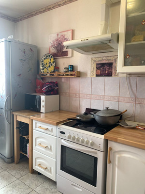 Продам двухкомнатную (2-комн.) квартиру, Адмирала Лазарева ул, 68к2, Москва г