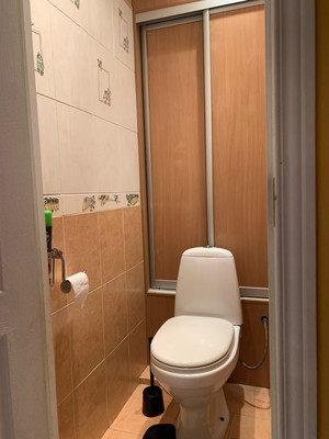 Продам двухкомнатную (2-комн.) квартиру, Адмирала Лазарева ул, 68к2, Москва г