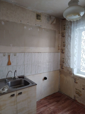 Продам трехкомнатную (3-комн.) квартиру, Волгоградская ул, 82, Иркутск г