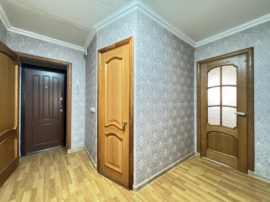 Продам однокомнатную (1-комн.) квартиру, 9 Мая ул, 14, Нальчик г