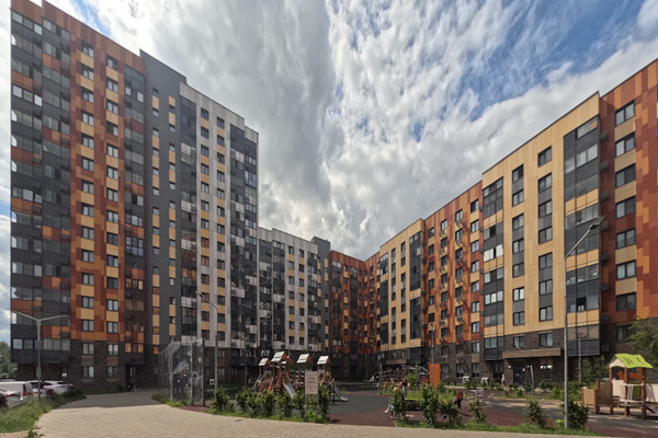 Продам однокомнатную (1-комн.) квартиру, Победы ул, 1к2, Десна д