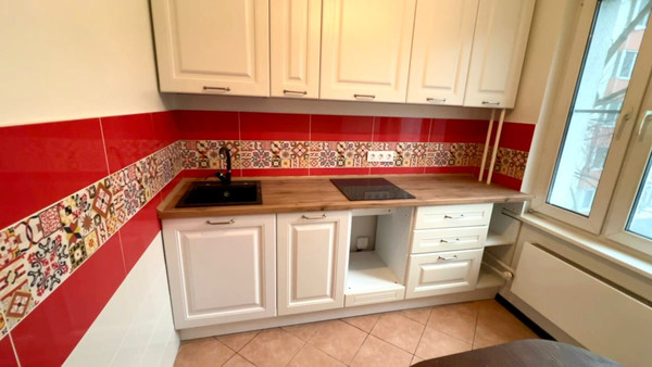 Продам двухкомнатную (2-комн.) квартиру, Голубинская ул, 25к1, Москва г
