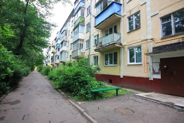 Продам двухкомнатную (2-комн.) квартиру, Строителей ул, 2, Можайск г
