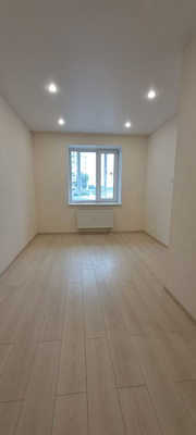 Продам однокомнатную (1-комн.) квартиру, Октябрьский пр-кт, 220, Сыктывкар г