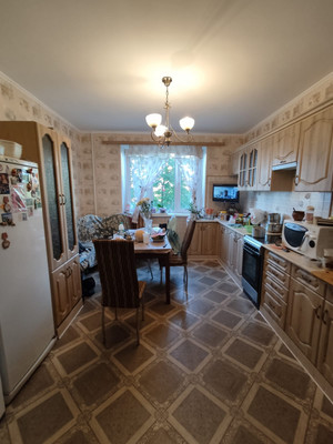 Продам трехкомнатную (3-комн.) квартиру, Королёва пр-кт, 39Ак2, Санкт-Петербург г