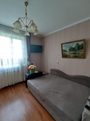 Продам трехкомнатную (3-комн.) квартиру, Королёва пр-кт, 39Ак2, Санкт-Петербург г