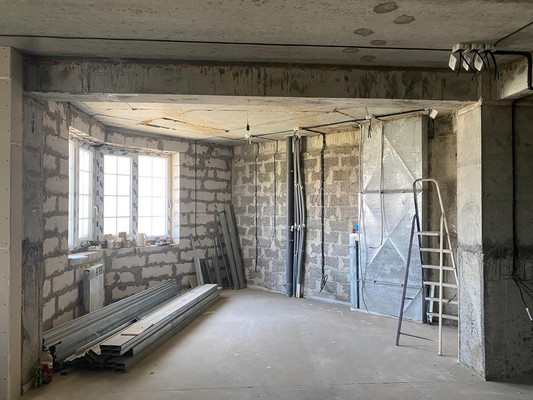 Продам трехкомнатную (3-комн.) квартиру, Космонавтов пр-кт, 35/20Б, Ростов-на-Дону г