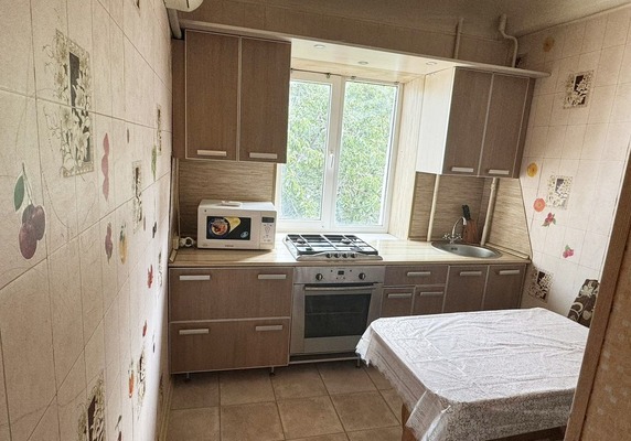 Продам однокомнатную (1-комн.) квартиру, Новаторов ул, 8, Ростов-на-Дону г
