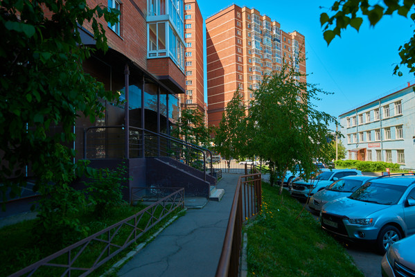 Продам двухкомнатную (2-комн.) квартиру, Красноказачья ул, 76, Иркутск г