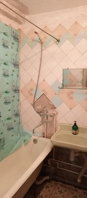 Продам трехкомнатную (3-комн.) квартиру, Кочубея ул, 19, Пятигорск г