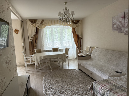 Продам трехкомнатную (3-комн.) квартиру, 7, Одинцово д