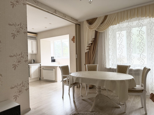 Продам трехкомнатную (3-комн.) квартиру, 7, Одинцово д