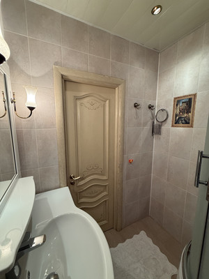 Продам трехкомнатную (3-комн.) квартиру, 7, Одинцово д