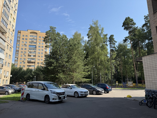 Продам трехкомнатную (3-комн.) квартиру, 7, Одинцово д