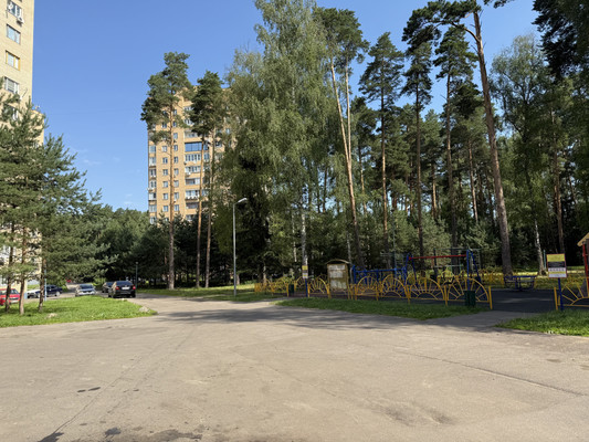 Продам трехкомнатную (3-комн.) квартиру, 7, Одинцово д