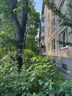 Продам однокомнатную (1-комн.) квартиру, Орджоникидзе ул, 35к1, Санкт-Петербург г