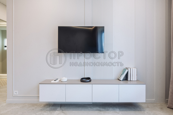 Продам трехкомнатную (3-комн.) квартиру, Лобачевского ул, 120к1, Москва г