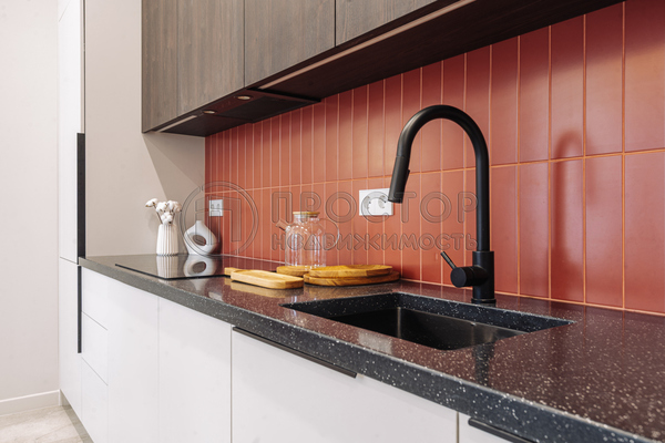 Продам трехкомнатную (3-комн.) квартиру, Лобачевского ул, 120к1, Москва г