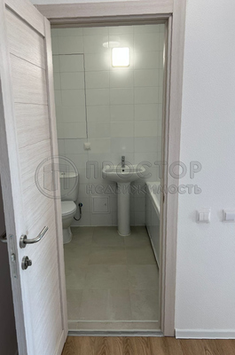 Продам двухкомнатную (2-комн.) квартиру, Ереванская ул, 4, Москва г