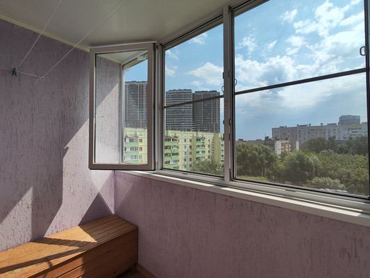 Продам однокомнатную (1-комн.) квартиру, Кальная ул, 39, Рязань г