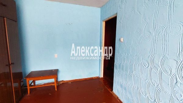 Продам трехкомнатную (3-комн.) квартиру, Луговая ул, 4, Молодцово п