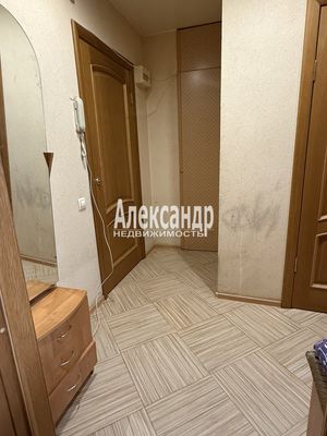 Продам однокомнатную (1-комн.) квартиру, 20, Малое Карлино д