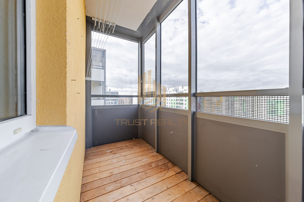 Продам двухкомнатную (2-комн.) квартиру, Королёва пр-кт, , 57к1, Санкт-Петербург г